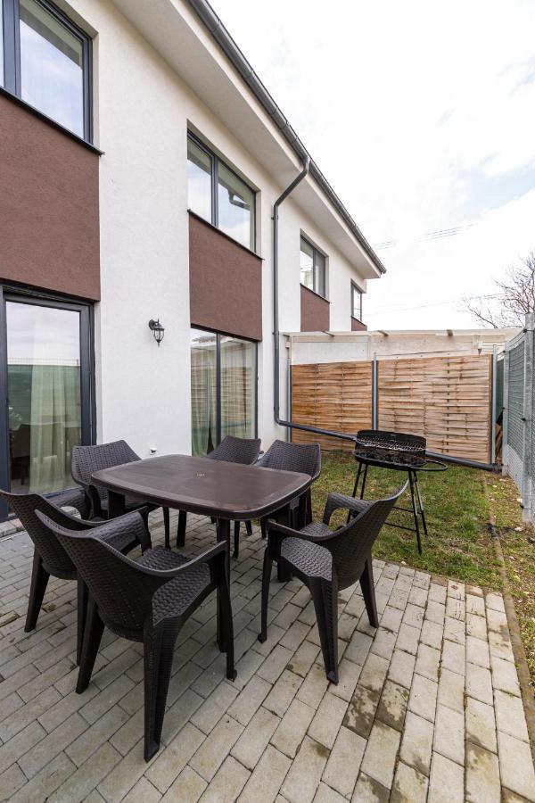 Citadel Apartament'S Rîşnov Buitenkant foto