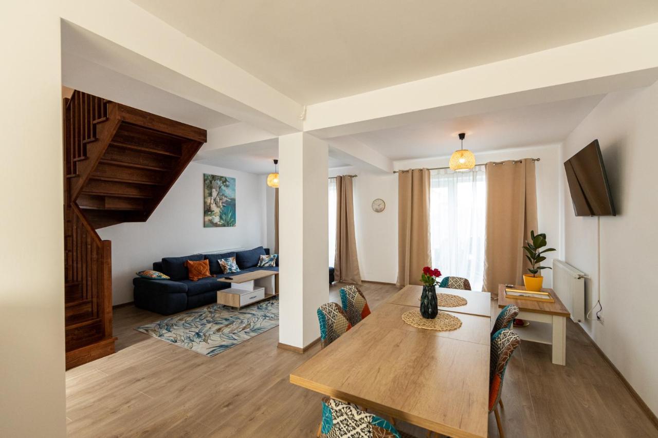 Citadel Apartament'S Rîşnov Buitenkant foto