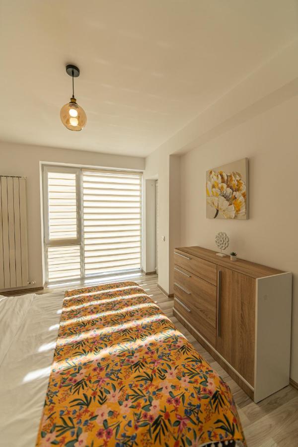Citadel Apartament'S Rîşnov Buitenkant foto