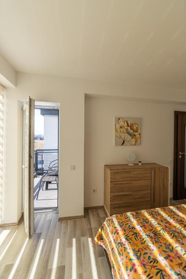 Citadel Apartament'S Rîşnov Buitenkant foto