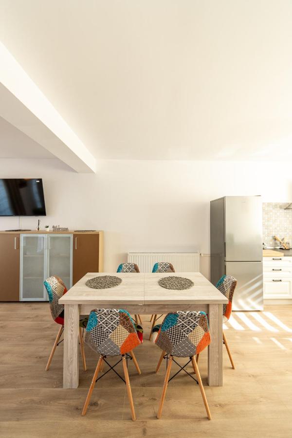 Citadel Apartament'S Rîşnov Buitenkant foto