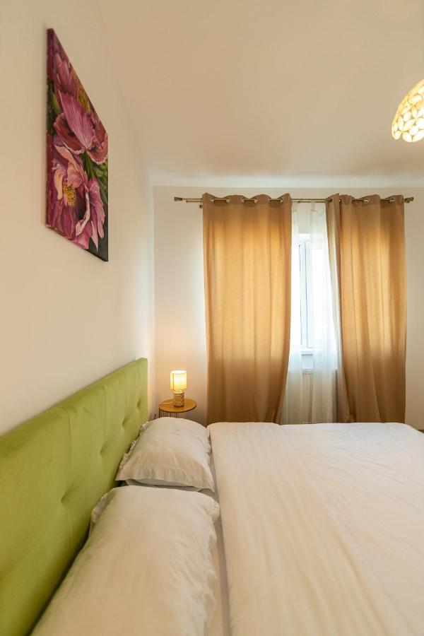 Citadel Apartament'S Rîşnov Buitenkant foto